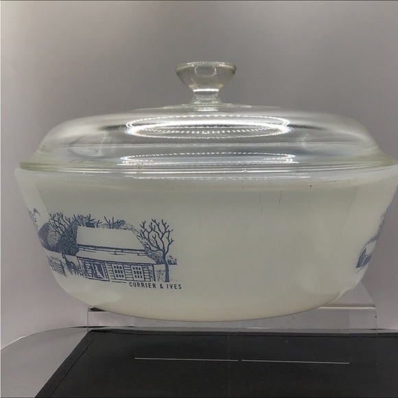 Royal Currier & Ives Glassbake Vintage 2 QT. With Lid, MADE IN USA, EUC - Picture 7 of 12